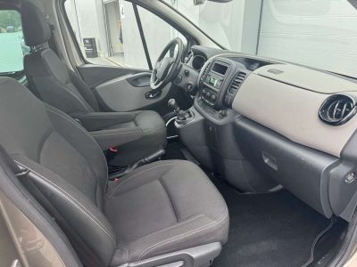 Renault Trafic Passenger 1.6 dCi Energy Twin Turbo Luxe -8 PLACES  - 11