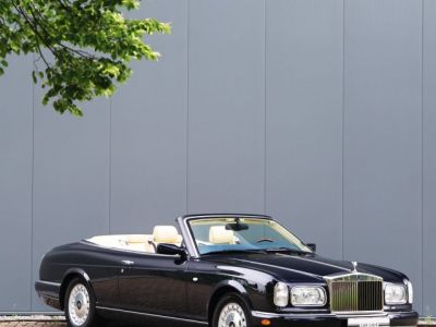 Rolls Royce Corniche V 6.8L V8 producing 325 bhp  - 12