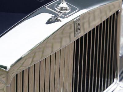 Rolls Royce Corniche V 6.8L V8 producing 325 bhp  - 18