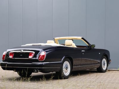 Rolls Royce Corniche V 6.8L V8 producing 325 bhp  - 23