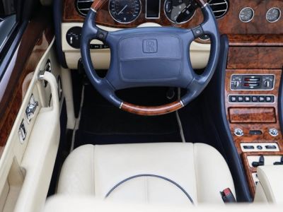 Rolls Royce Corniche V 6.8L V8 producing 325 bhp  - 33