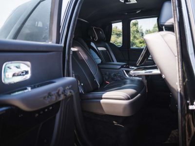 Rolls Royce Cullinan Black Badge Theatre Shooting Star Coachline  - 7