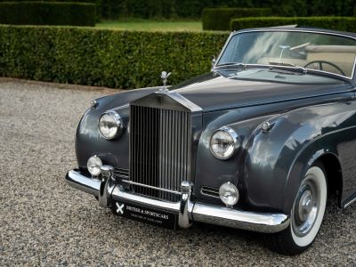 Rolls Royce Silver Cloud S2 Drophead by H J Mulliner - 1 of 107ex  - 9