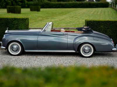 Rolls Royce Silver Cloud S2 Drophead by H J Mulliner - 1 of 107ex  - 10