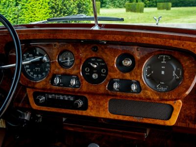 Rolls Royce Silver Cloud S2 Drophead by H J Mulliner - 1 of 107ex  - 28