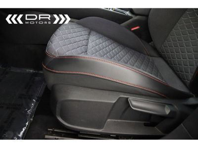 Seat Leon ST 1.5 TSI FR - NAVI LED PANODAK KEYLESS DAB  - 42