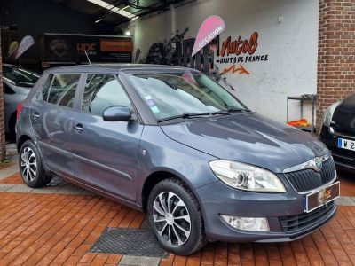 Skoda Fabia 1.2 essence 5 portes  - 2