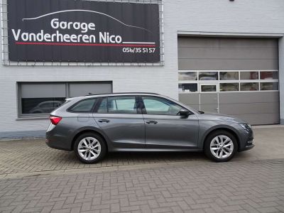 Skoda Octavia 1.4TSi PHEV Style DSG,VIRTUAL,CARPLAY,CRUISE,PDC  - 3