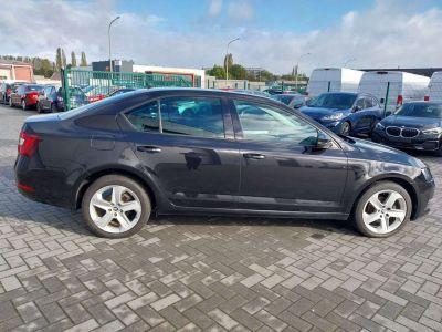 Skoda Octavia 1.6 CR TDi Style-GPS-CAR-PLAY-CLIM-GARANTIE-  - 8