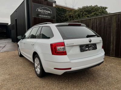 Skoda Octavia SW 1.6 CR TDi Ambition DSG  - 2