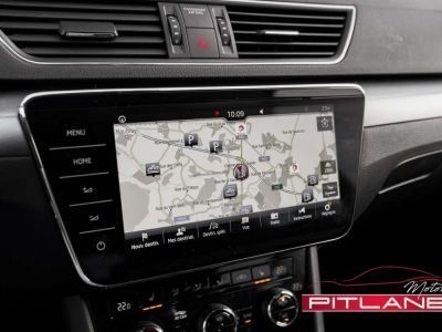 Skoda Superb 2.0 TDi Edition Style Attelage Carplay Bi-Xen  - 17