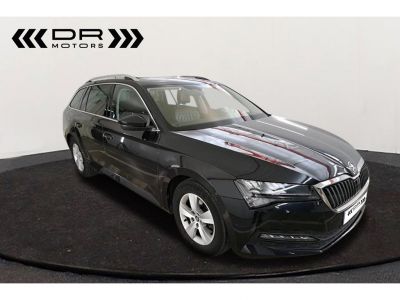 Skoda Superb COMBI 1.6CRTDI DSG7 AMBITION - NAVI MIRROR LINK LEDER  - 2