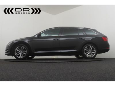 Skoda Superb COMBI 1.6CRTDI DSG7 AMBITION - NAVI MIRROR LINK LEDER LED ADAPTIVE CRUISE  - 4