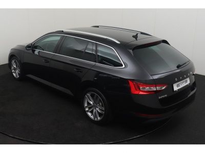 Skoda Superb COMBI 1.6CRTDI DSG7 AMBITION - NAVI MIRROR LINK LEDER LED ADAPTIVE CRUISE  - 5