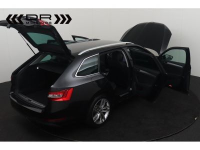 Skoda Superb COMBI 1.6CRTDI DSG7 AMBITION - NAVI MIRROR LINK LEDER LED ADAPTIVE CRUISE  - 11