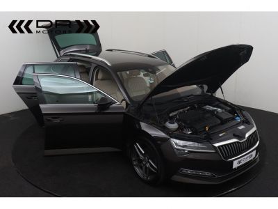 Skoda Superb COMBI 1.6CRTDI DSG7 LEDER - NAVI APPLE CARPLAY/ANDROID LED  - 12