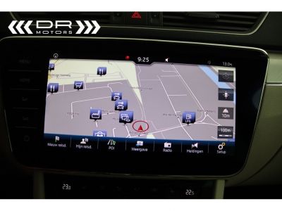 Skoda Superb COMBI 1.6CRTDI DSG7 LEDER - NAVI APPLE CARPLAY/ANDROID LED  - 17