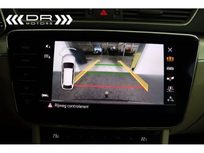 Skoda Superb COMBI 1.6CRTDI DSG7 LEDER - NAVI APPLE CARPLAY/ANDROID LED  - 25