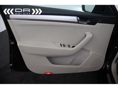 Skoda Superb COMBI 1.6CRTDI DSG7 LEDER - NAVI APPLE CARPLAY/ANDROID LED  - 43