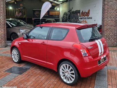 Suzuki Swift 1.3 VVT GLX 92CH  - 5