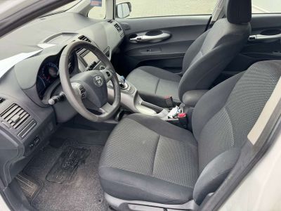 Toyota Auris 1.8i HSD Luna CVT CLIM GARANTIE 12 MOIS  - 10