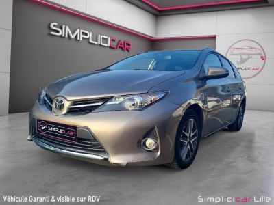 Toyota Auris Hybride 136 ch / Garantie constructeur  - 2