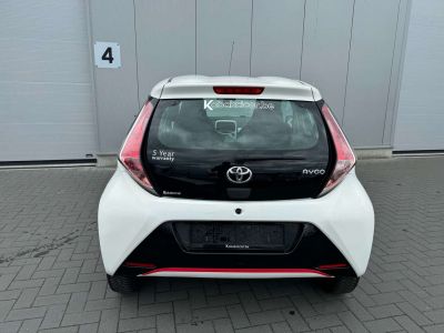 Toyota Aygo 1.0i VVT-i x-play -CLIM CRUISE -CAMERA -GARANTIE  - 5