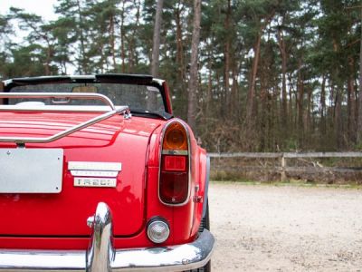 Triumph TR250 Overdrive 2.5L straight 6 with 111bhp  - 21