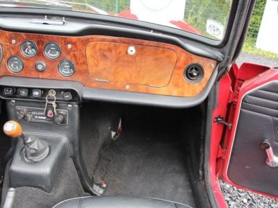 Triumph TR250 TR 250  - 28