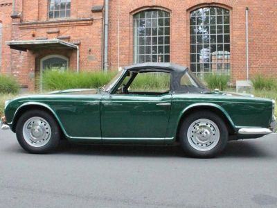 Triumph TR4 1966 A IRS - <small></small> 36.500 € <small>TTC</small>