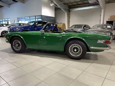 Triumph TR6  - 6