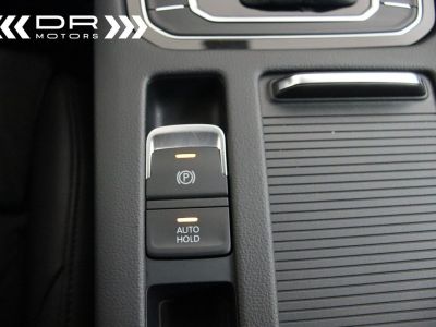 Volkswagen Arteon 2.0TDI DSG ELEGANCE - LED VIRTUAL COCKPIT ADAPTIVE CRUISE CONTROL DAB SLECHTS 35.703km!!!  - 32