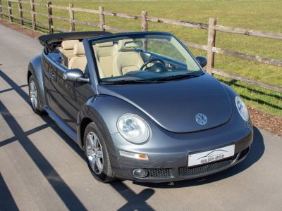 Volkswagen Beetle New Cabrio 2.0i Tiptronic - 1STE EIGENAAR LEDER AIRCO PARKEERSENSOREN  - 44