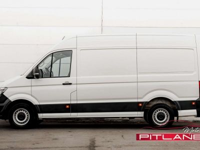 Volkswagen Crafter 2.0 TDi L3H3 UTILI. 3 PLACES ATTELAGE CARPLAY  - 2