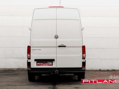 Volkswagen Crafter 2.0 TDi L3H3 UTILI. 3 PLACES ATTELAGE CARPLAY  - 4