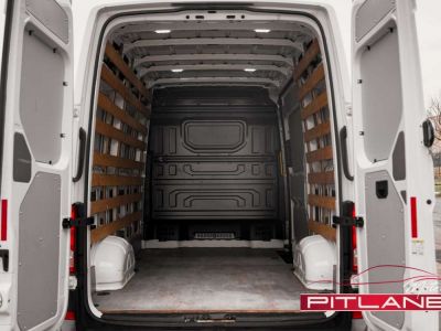 Volkswagen Crafter 2.0 TDi L3H3 UTILI. 3 PLACES ATTELAGE CARPLAY  - 19