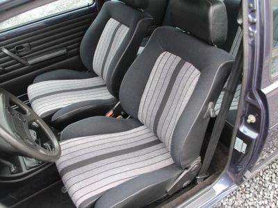 Volkswagen Golf 1 GTi  - 10