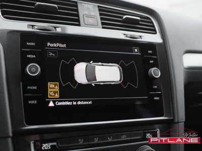 Volkswagen Golf 1.0 TSI Carplay Caméra Navi Tel PDC  - 17