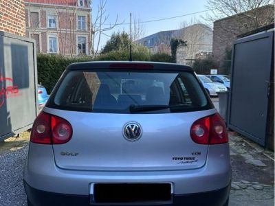 Volkswagen Golf 5 1,9 TDI 90Ch  - 2