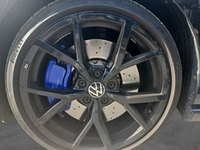 Volkswagen Golf 8R / 2.0 TSI 320 DSG7 R  - 22