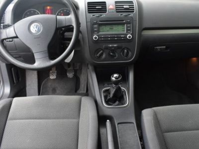 Volkswagen Golf V 1.4i Comfortline  - 14