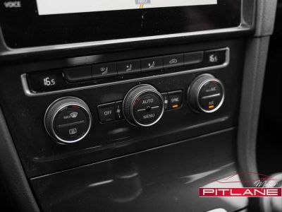 Volkswagen Golf Variant 1.0 TSI CARPLAY CAMERA TEL NAVi GARANTIE  - 18