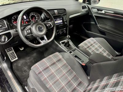 Volkswagen Golf VII 2.0 TSI 220CH GTI 3P  - 9