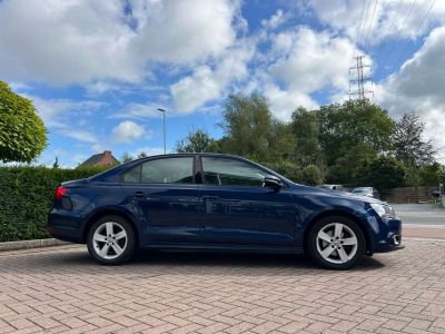 Volkswagen Jetta 1.6 CR TDi Comfortline  - 5