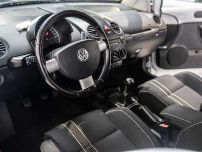 Volkswagen New Beetle 1.9 TDi - Cabrio - Perfect Dak - - <small></small> 9.495 € <small>TTC</small> - #16