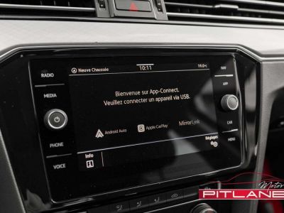 Volkswagen Passat Variant 1.6 TDi Business DSG 7 3-ZONES CARPLAY LED !  - 15