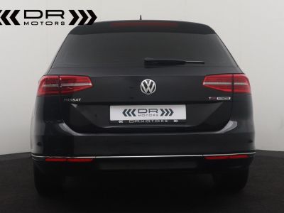Volkswagen Passat Variant 1.6TDI HIGHLINE - NAVI LEDER PANODAK CAMERA  - 4