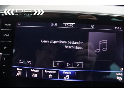 Volkswagen Passat Variant 1.6TDI SCR DSG FACELIFT BUSINESS - NAVI LEDER VIRTUAL COCKPIT MIRROR LINK  - 21