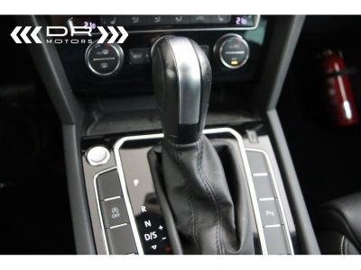 Volkswagen Passat Variant 1.6TDI SCR DSG FACELIFT BUSINESS - NAVI LEDER VIRTUAL COCKPIT MIRROR LINK  - 32