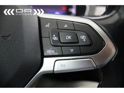 Volkswagen Passat Variant 1.6TDI SCR DSG FACELIFT BUSINESS - NAVI LEDER VIRTUAL COCKPIT MIRROR LINK  - 41